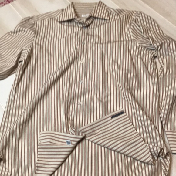 Kiton 16 1/2 - 42 button down shirt. - Picture 5 of 8